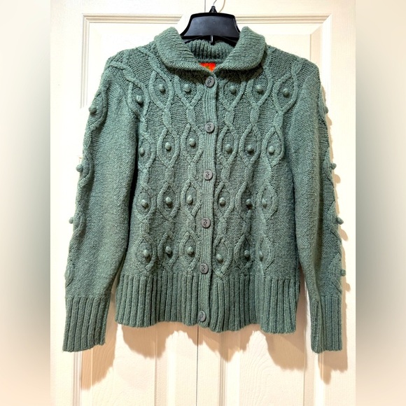Hearts of palm soft sage Green Cable Knit Sweater with ball dots Size Small GUC - Picture 1 of 14